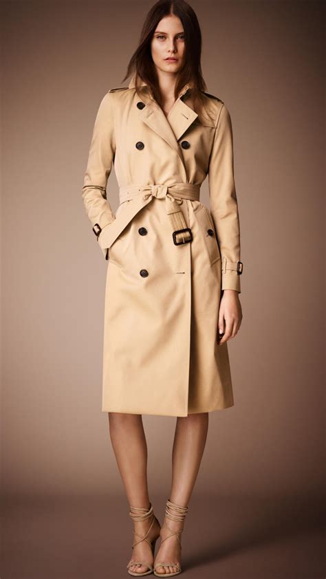 Long Kensington Heritage Trench Coat in Honey 